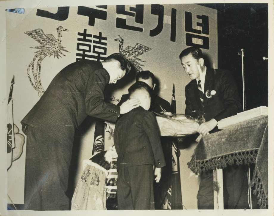 공주문화원 개원 5주년 기념식_우수 표창 이미지